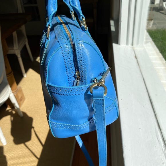 Tory Burch - Cornflower blue handbag. Beautiful color. Used condition. - Picture 4 of 10